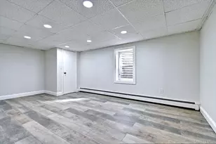 8 Prairie Rd, Huntington Station, NY 11746 - Photo 25