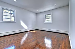 8 Prairie Rd, Huntington Station, NY 11746 - Photo 15