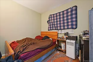 122 Haypath Rd, Bethpage, NY 11714 - Photo 13