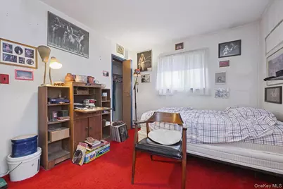 122 Haypath Road, Bethpage, NY 11714 - Photo 15