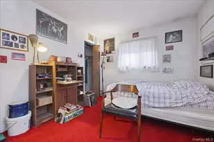 122 Haypath Rd, Bethpage, NY 11714 - Photo 15