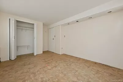 122 Haypath Road, Bethpage, NY 11714 - Photo 19