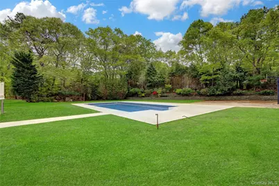 23 Red Creek Circle, Hampton Bays, NY 11946 - Photo 35