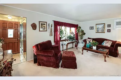 64 Conlon Road, Roosevelt, NY 11575 - Photo 5