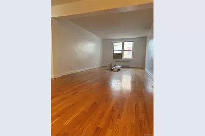 325 E 201st Street #3J, Bronx, NY 10458 - Photo 11