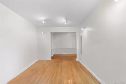 84-35 Lander Street #2B, Briarwood, NY 11435 - Photo 5