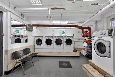 84-35 Lander Street #2B, Briarwood, NY 11435 - Photo 21