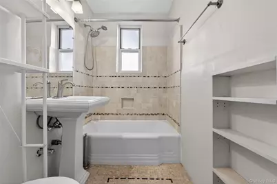 84-35 Lander Street #2B, Briarwood, NY 11435 - Photo 17