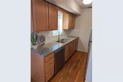 110 South Broadway Avenue, White Plains, NY 10605 - Photo 5