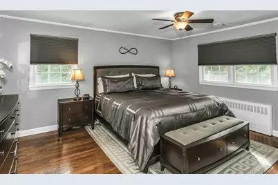 944 Plum Tree Road W, Westbury, NY 11590 - Photo 13