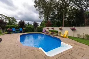 11 Mohegan Ln, Commack, NY 11725 - Photo 25