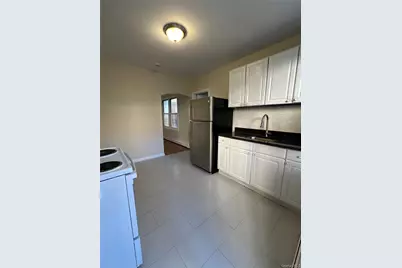 1989 Cruger Avenue #1, Bronx, NY 10462 - Photo 7