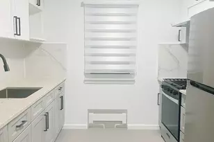 69-09 150th St, Flushing, NY 11367 - Photo 5