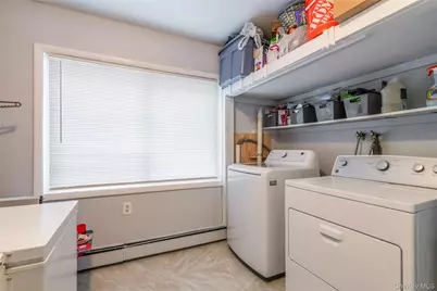 200 Willowood Drive, Wantagh, NY 11793 - Photo 23