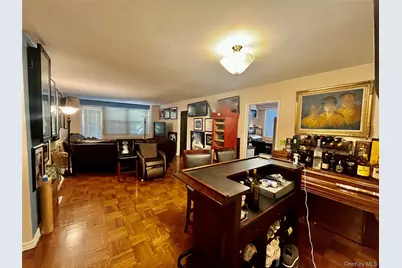 70-20 108th Street #2K, Forest Hills, NY 11375 - Photo 9