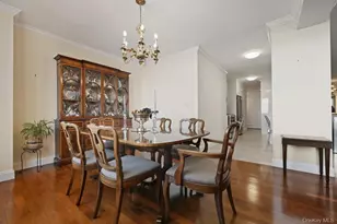 270-10 Grand Central Pkwy, Floral Park, NY 11005 - Photo 11