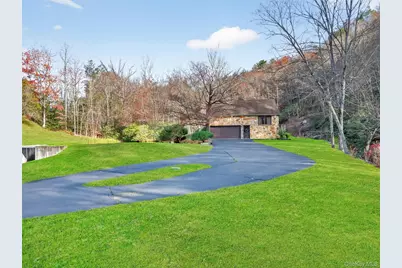 642 State Route 42, Sparrow Bush, NY 12780 - Photo 17