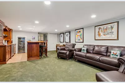 7 Short Path, Nissequogue, NY 11780 - Photo 11