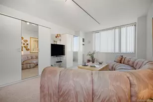 270-10 Grand Central Pkwy, Floral Park, NY 11005 - Photo 5