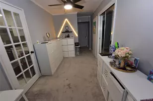 87-50 204th St, Hollis, NY 11423 - Photo 5