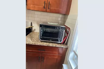 1296 Midland Avenue #B2, Yonkers, NY 10704 - Photo 17