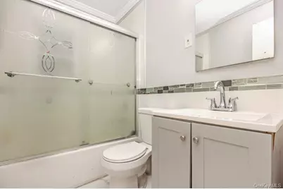 25711 147th Avenue, Rosedale, NY 11422 - Photo 13