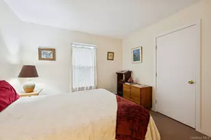 9 Shinnecock Ave, East Quogue, NY 11942 - Photo 27