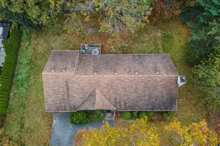 9 Shinnecock Ave, East Quogue, NY 11942 - Photo 33