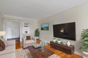 190 E Mosholu Pkwy S, Bronx, NY 10458 - Photo 5