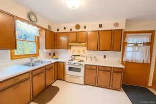 14 Knox Ave, Middletown, NY 10940 - Photo 17