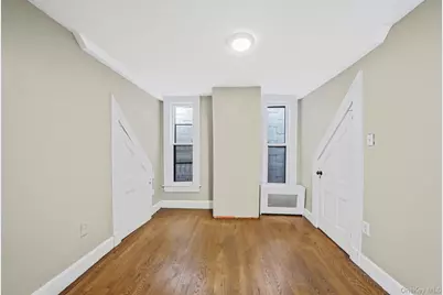 155 Hawthorne Avenue, Yonkers, NY 10701 - Photo 29