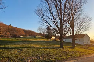 111 Crane Rd, Bloomingburg, NY 12721 - Photo 3