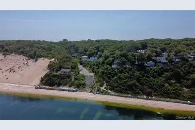 17 Schooner Lane, Calverton, NY 11933 - Photo 29