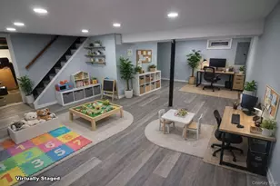 76 Vincent Rd, Hicksville, NY 11801 - Photo 33