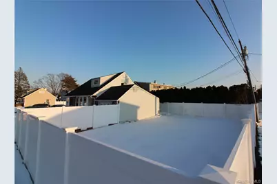 76 Vincent Road, Hicksville, NY 11801 - Photo 5