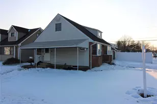 76 Vincent Rd, Hicksville, NY 11801 - Photo 3