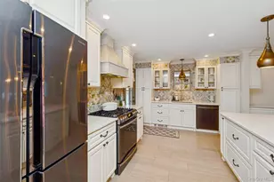 62 14th St, Hicksville, NY 11801 - Photo 7