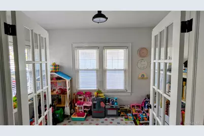 28 E Walnut Street, Long Beach, NY 11561 - Photo 11