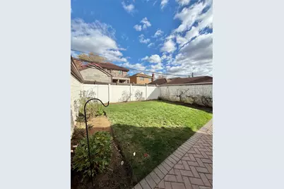 5335 192nd Street, Fresh Meadows, NY 11365 - Photo 29