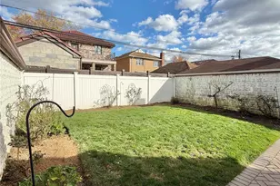 53-35 192nd St, Fresh Meadows, NY 11365 - Photo 29