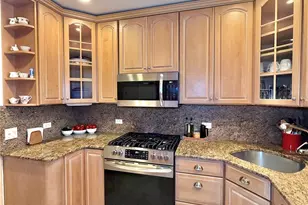 53-35 192nd St, Fresh Meadows, NY 11365 - Photo 19