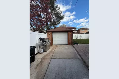 5335 192nd Street, Fresh Meadows, NY 11365 - Photo 27