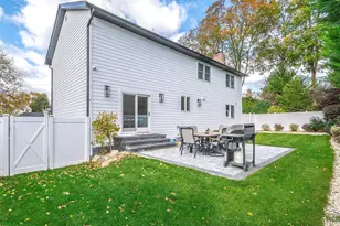 11 Maple St, Glenwood Landing, NY 11547 - Photo 37