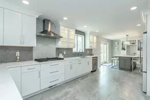 11 Maple St, Glenwood Landing, NY 11547 - Photo 19