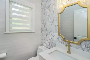 11 Maple St, Glenwood Landing, NY 11547 - Photo 11