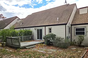 618 Lake Ct, Middle Island, NY 11953 - Photo 17