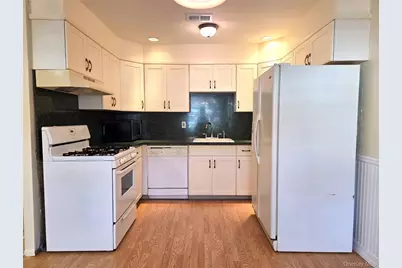 618 Lake Court #618, Middle Island, NY 11953 - Photo 7