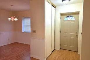 618 Lake Ct, Middle Island, NY 11953 - Photo 3