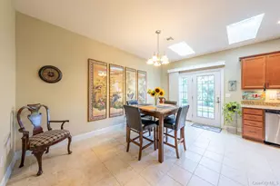 18 Kennsington Ct, Riverhead, NY 11901 - Photo 5