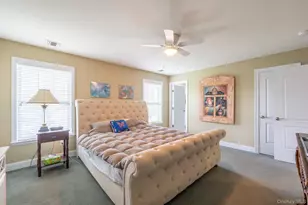 18 Kennsington Ct, Riverhead, NY 11901 - Photo 13